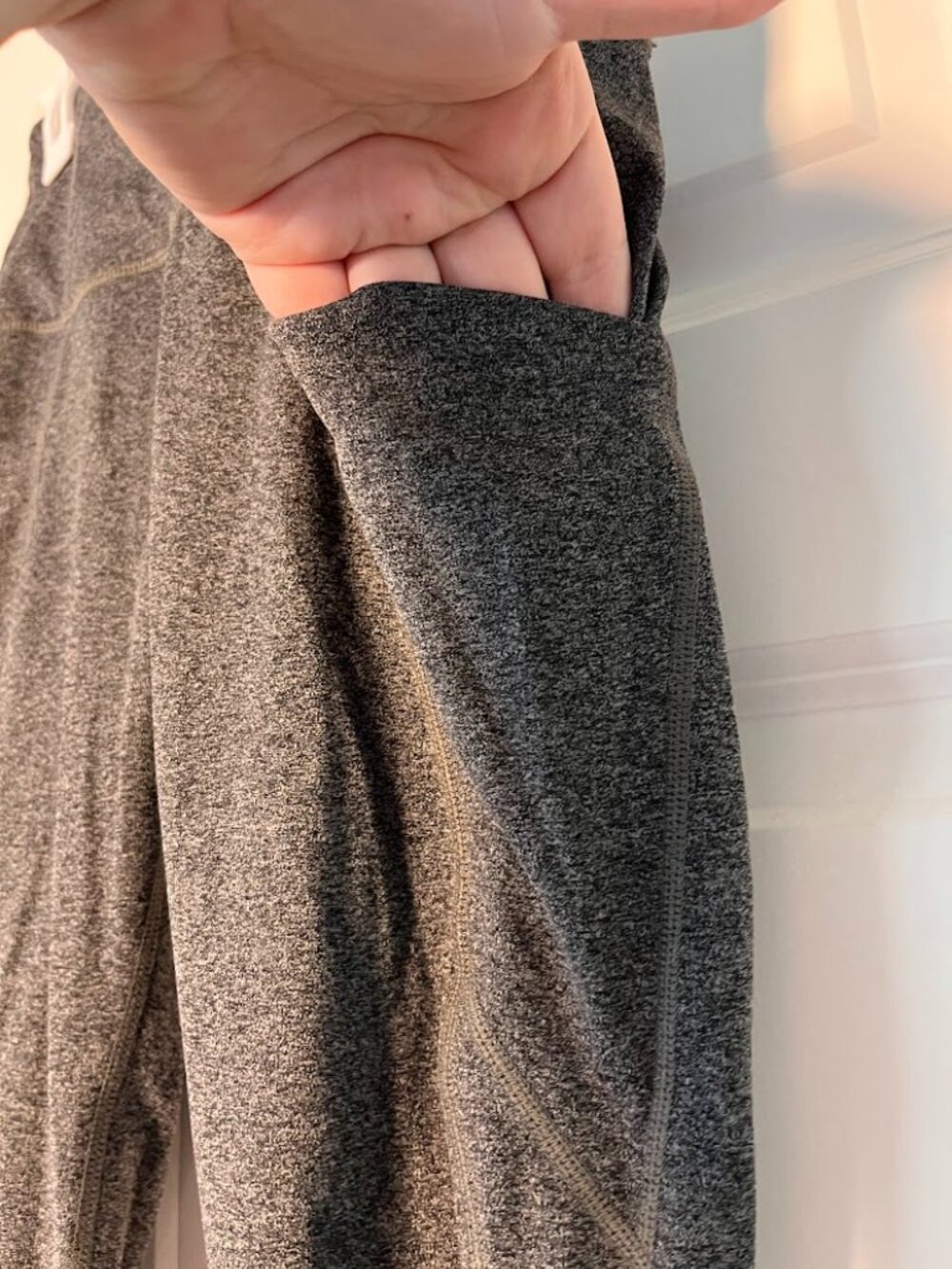Athleta Salutation Stash Pocket 7/8 Leggings XS Charcoal Gray Powervita Yoga - Picture 3 of 10